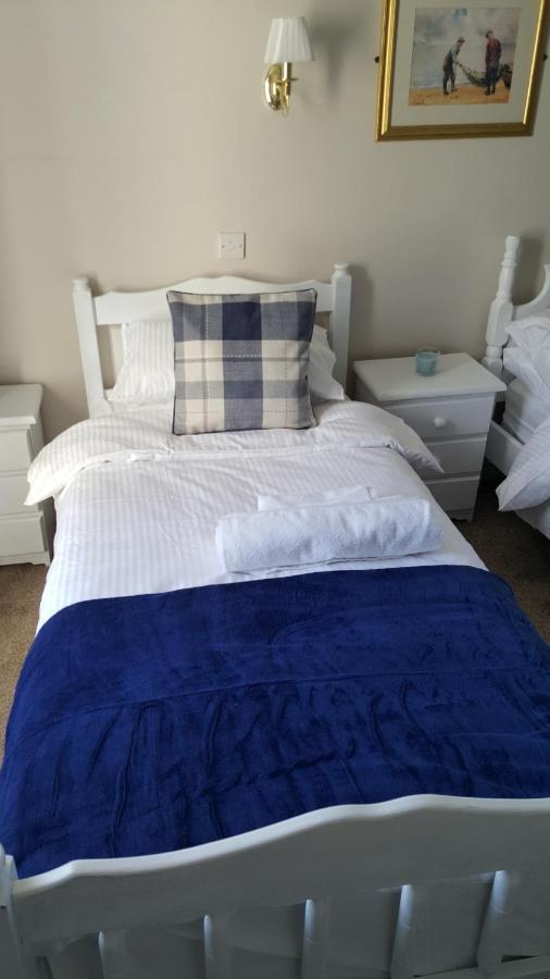 Central Bar Guesthouse Cushendall Εξωτερικό φωτογραφία