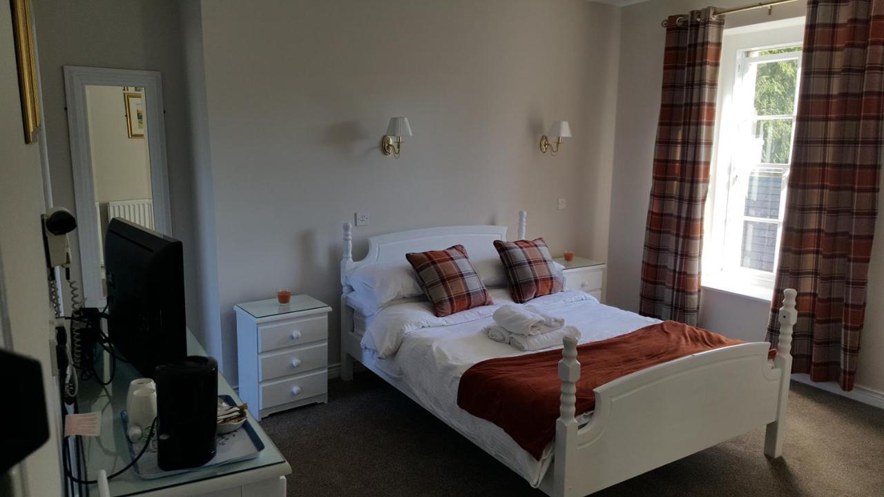 Central Bar Guesthouse Cushendall Εξωτερικό φωτογραφία