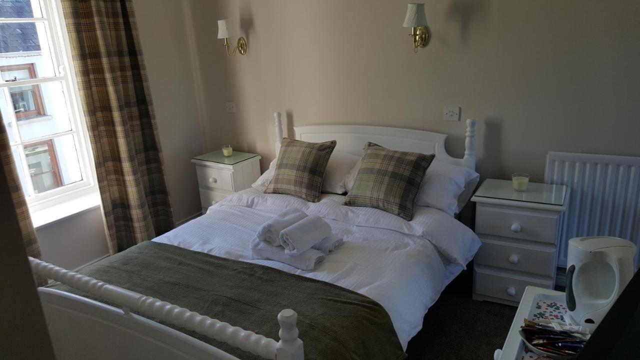 Central Bar Guesthouse Cushendall Εξωτερικό φωτογραφία